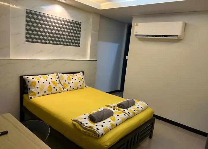 Hostel 731 Victory Monument